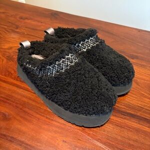 Women’s UGG Tazz Heritage Braid Platform Slip On Slippers Sz 8